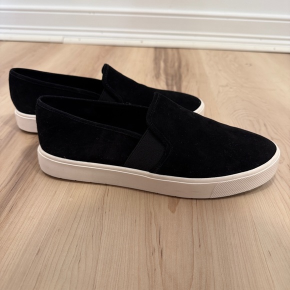Vince Women’s Blair Slip-On Sneaker Black Suede Size 7.5 - Picture 4 of 12